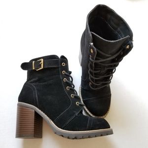 Shoedazzle  faux-leather, lace-up booties Size 6.5